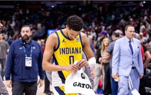 kaiyun-葬送20分优势！步行者末节迷失自我暴露阵容缺陷