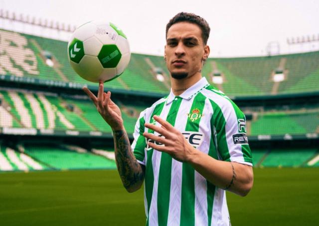 开云体育下载-安东尼的曼联孽缘：从梦幻开局到队史最差