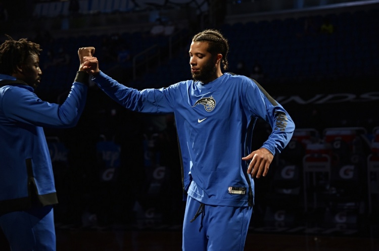 开云APP-迈卡威谈生涯前5队友：巴特勒、字母哥、隆多、魔兽、哈登