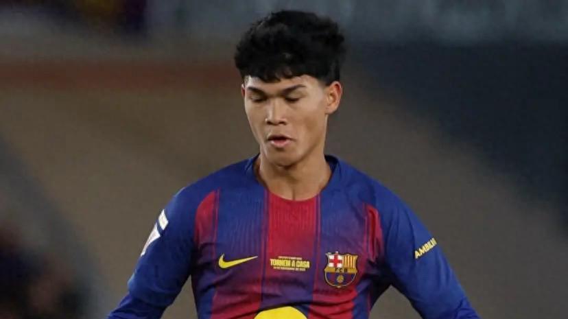 开云-西媒：巴萨小将表示要离队后被彻底打入冷宫，如今只能单独训练